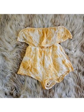 Le Lis Yellow Tie Dye Romper 💛